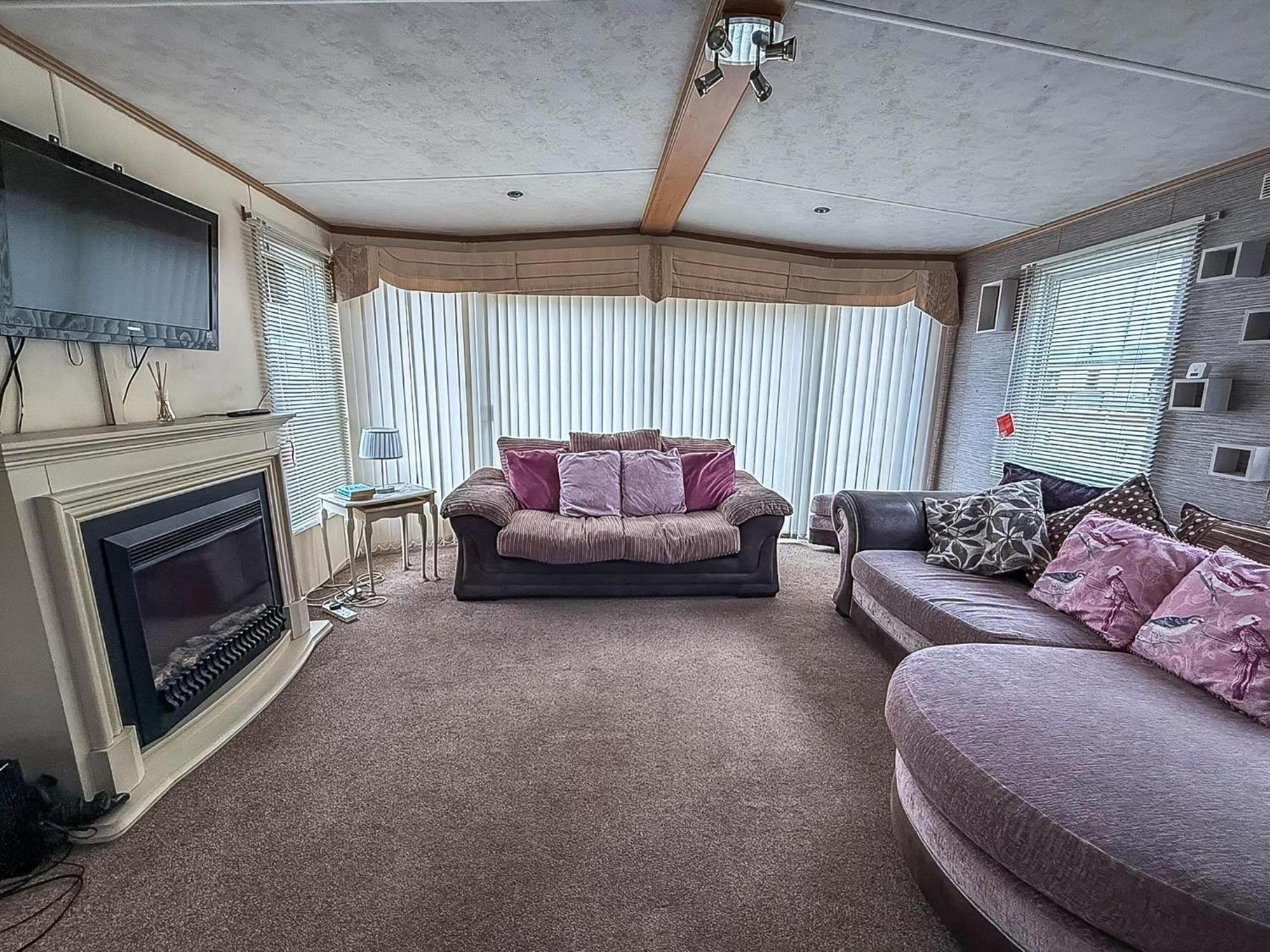 6 Berth Caravan For Hire At Seawick Holiday Park In Clacton-On-Sea Ref 27049Sw Exterior photo